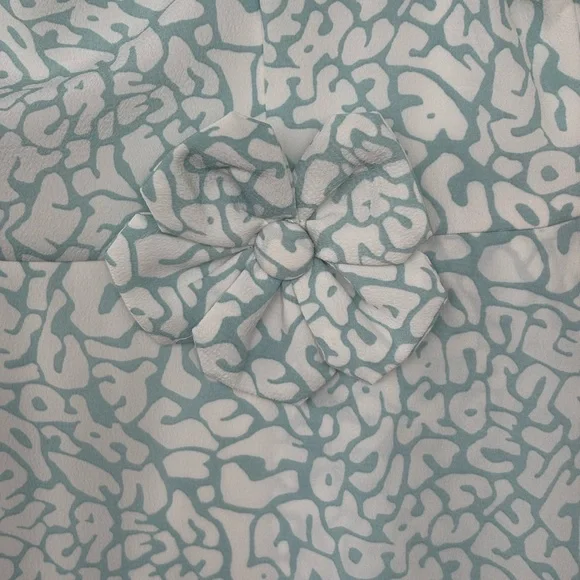 Dan Chau Dress featuring a turquoise & white abstract print on textured fabric - Picture 3 of 10